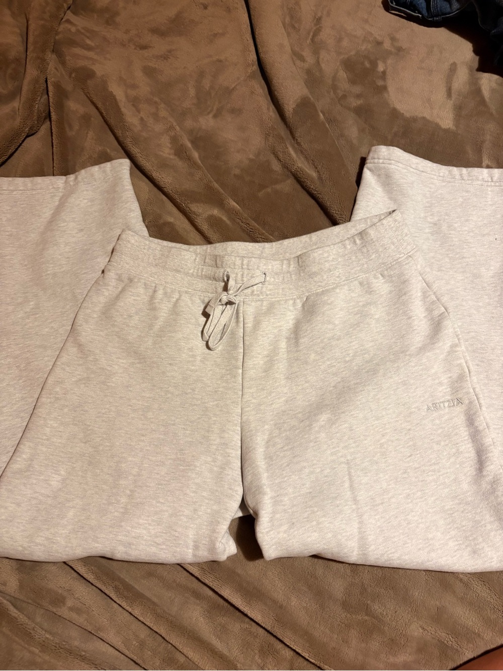 Aritzia Light Grey Straight Leg Sweatpants